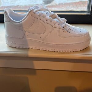Men’s Nike Air Force 1 ‘07 - Low - White
Normal Size Run Available